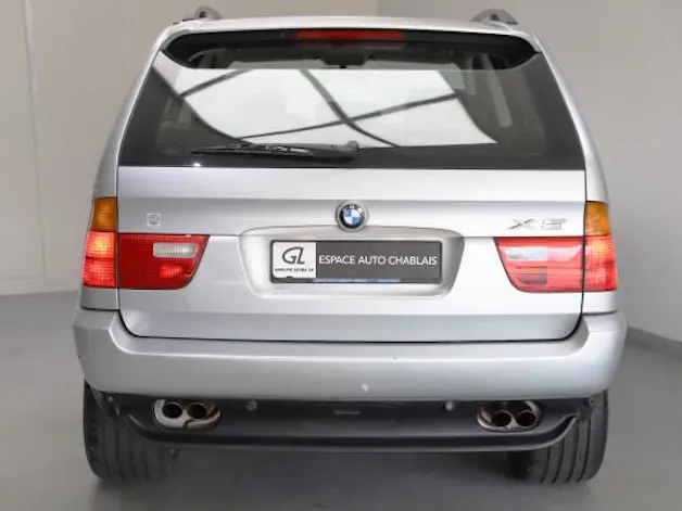 BMW X5 4.4i
