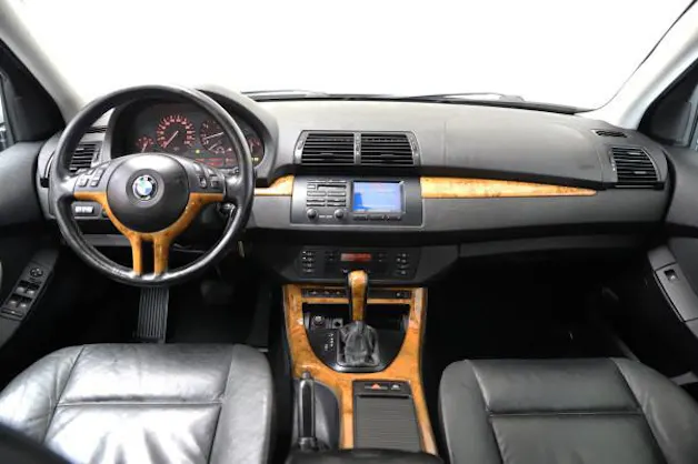 BMW X5 4.4i