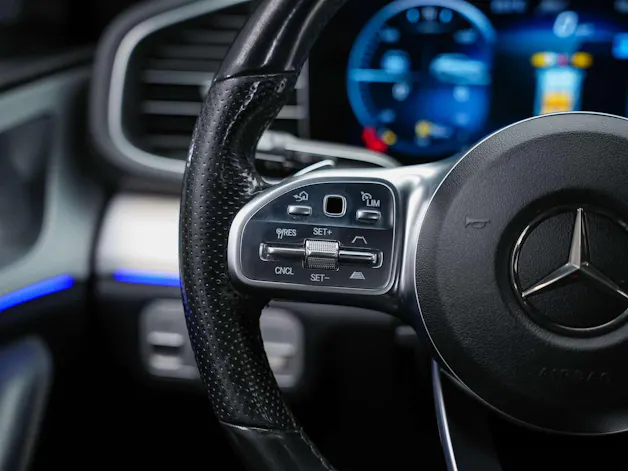 Mercedes-Benz GLE 300 d 4Matic AMG Line 9G-Tronic *CH Fahrzeug*7 Plätzer*AHK*