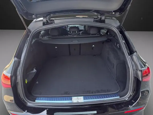 Mercedes-Benz E 220 d T 4M 9G-Tronic