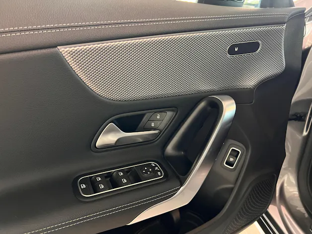 Mercedes-Benz CLA 250 4Matic Swiss Star 7G-DCT