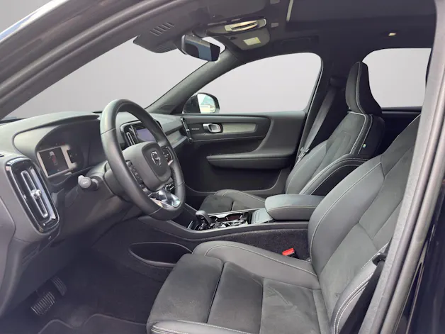 Volvo XC40 2.0 B4 MH Ultimate Dark AWD