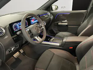MERCEDES-BENZ GLA 250 4Matic 8G-DCT Swiss Star