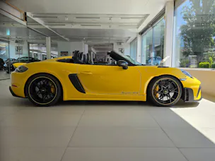 Porsche 718 Boxster Spyder RS PDK