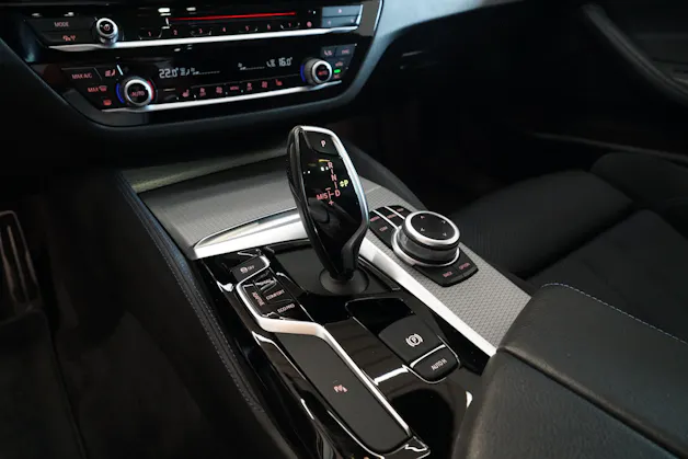 BMW 530d xDrive Touring M-Sport Steptronic