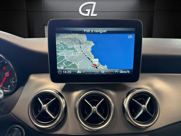 Mercedes-Benz GLA 200 AMG Line 7G-DCT