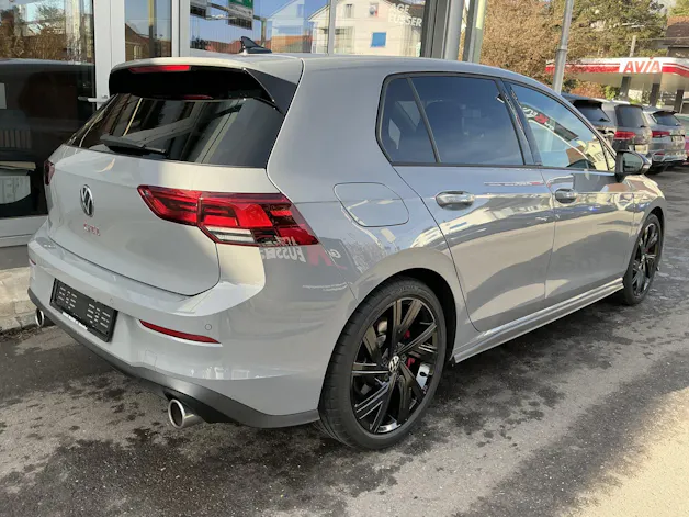 VW Golf 2.0 TSI GTI *** BLACK STYLE & HANDSCHALTUNG !!! ***