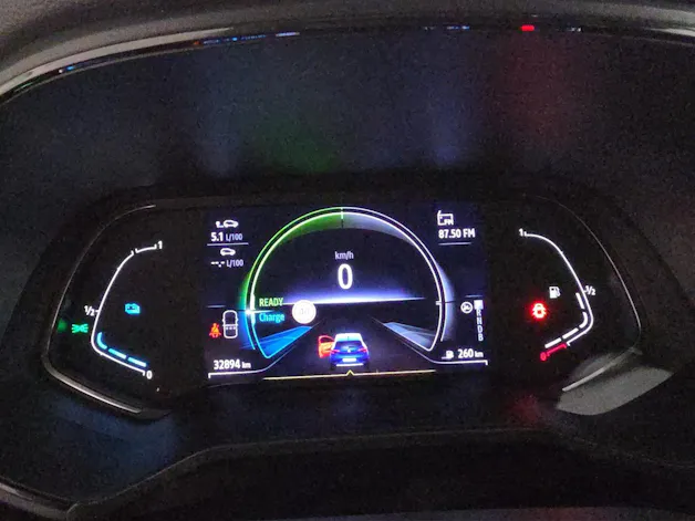 Renault Clio 1.6 E-Tech Intens