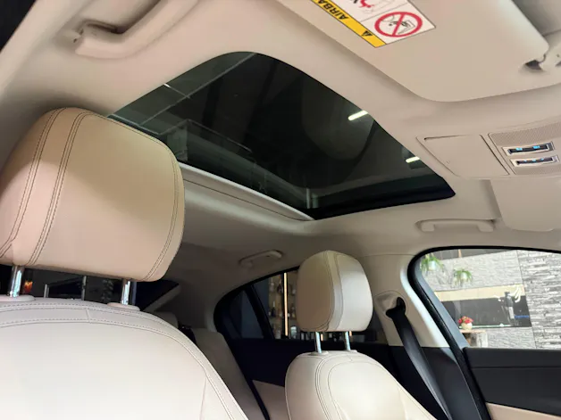 Jaguar XE 20d Prestige Automat