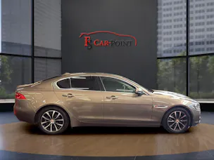 Jaguar XE 20d Prestige Automat