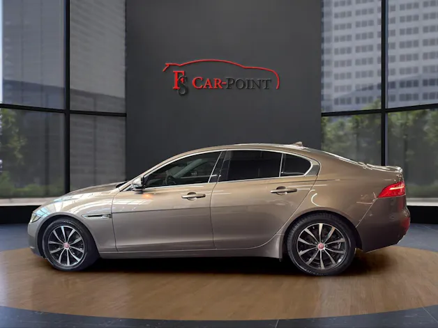 Jaguar XE 20d Prestige Automat