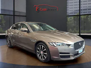 Jaguar XE 20d Prestige Automat