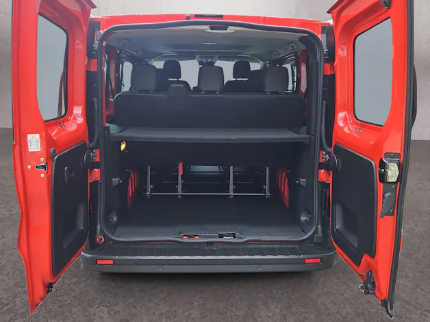 Nissan Primastar DCT 170 L1H1 Tekna 8Plätzer FT
