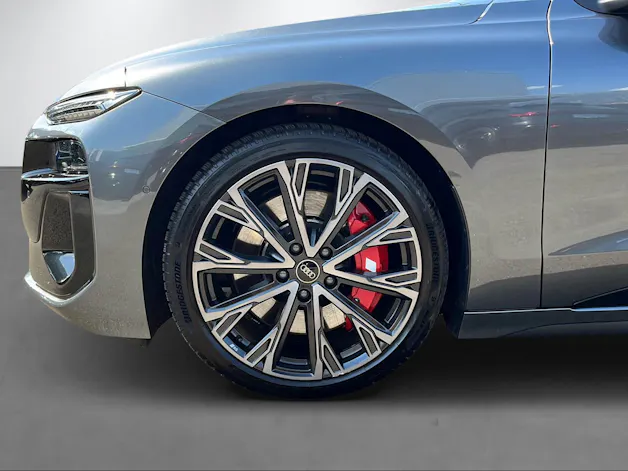 Audi S6 e-tron Avant quattro