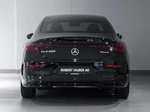 MERCEDES-BENZ CLA 220 4MATIC
