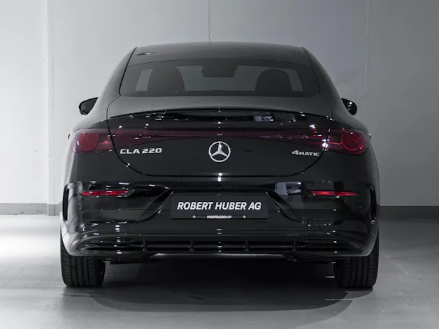 Mercedes-Benz CLA 220 4MATIC