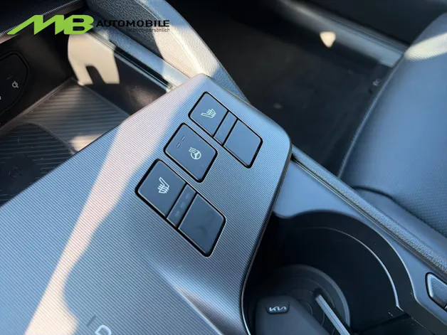 Kia Sportage 1.6 T-GDi Hybrid Black Edition