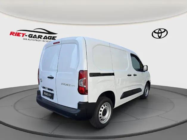 Toyota PROACE CITY Van L1 1.2 Active