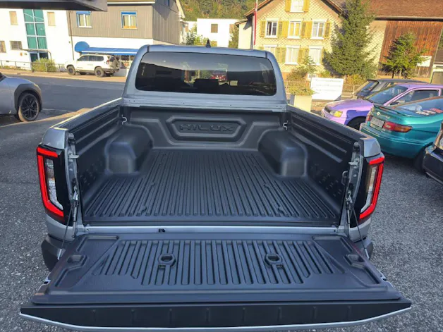 Toyota Hilux Double Cab.-Pick-up 2.8 D-4D MHEV 204 Style