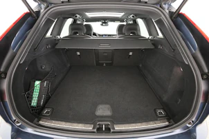 image du véhicule VOLVO XC60 2.0 B4 MH Plus Dark AWD