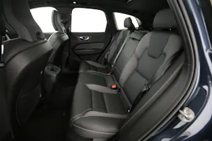 VOLVO XC60 2.0 B4 MH Plus Dark AWD