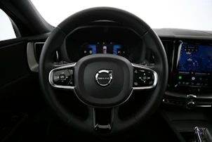 image du véhicule VOLVO XC60 2.0 B4 MH Plus Dark AWD