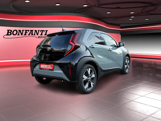 Toyota Aygo X 1.5 VVT-i HSD Trend