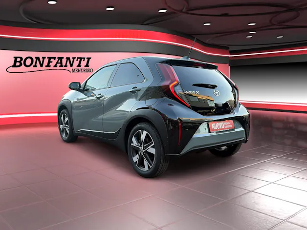 Toyota Aygo X 1.5 VVT-i HSD Trend