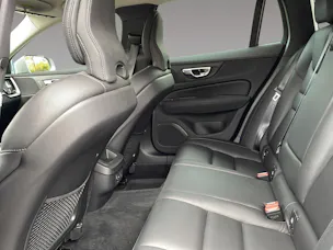 Volvo V60 Cross Country 2.0 B4 Plus AWD