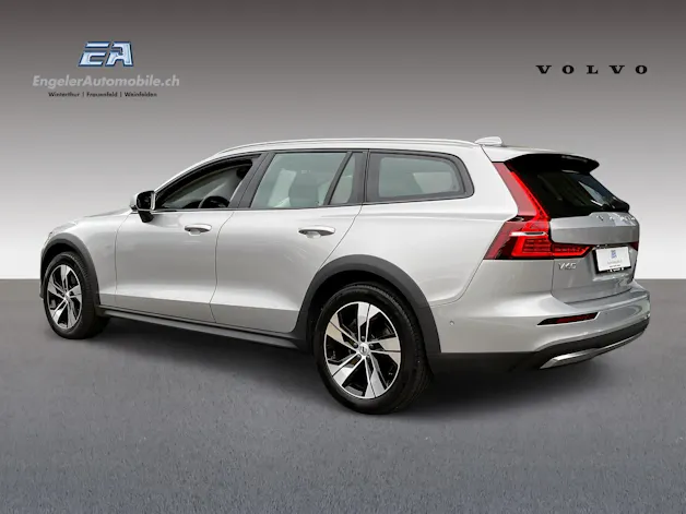 Volvo V60 Cross Country 2.0 B4 Plus AWD