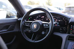 Porsche Taycan Cross Turismo 4