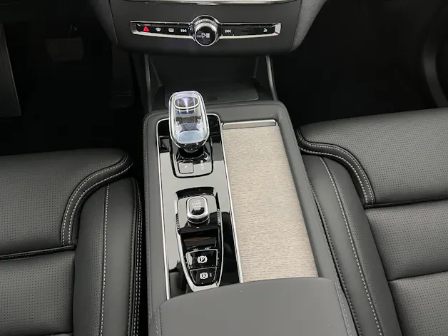 Volvo XC90 2.0 T8 TE Ultra Dark eAWD