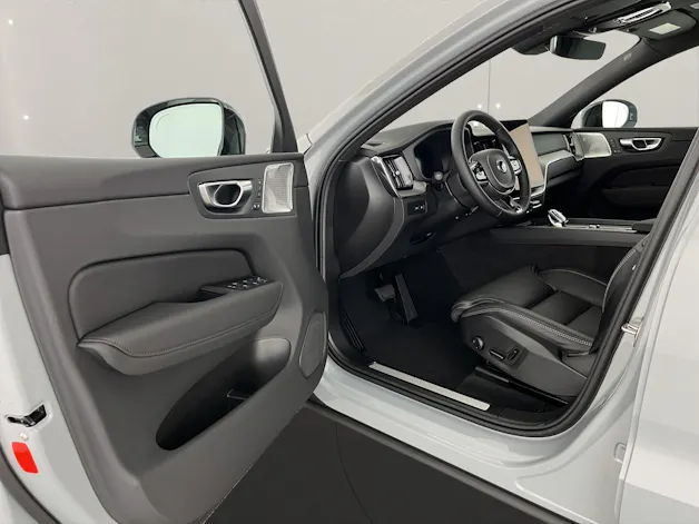 Volvo XC60 2.0 T8 TE Black Edition eAWD