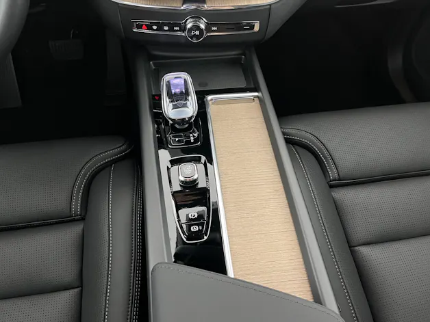 Volvo XC60 2.0 T8 TE Ultra Dark eAWD