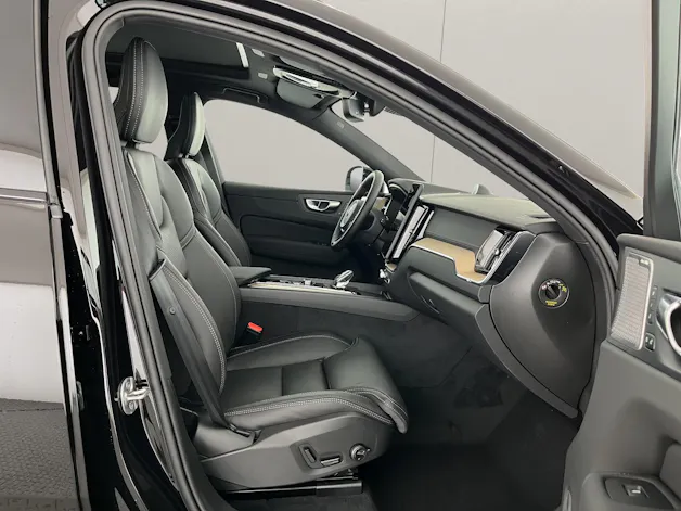 Volvo XC60 2.0 T8 TE Ultra Dark eAWD