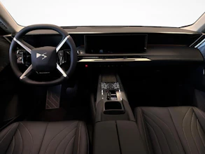 https://vehicle.imgix.net/4431786/9ea9ebbf-d7ca-4f66-ac2b-70e27b5fd628.jpg