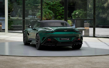 https://vehicle.imgix.net/4431798/2cfa4d80-5eba-4a07-a253-75fce8141852.jpg