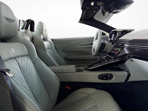 Fahrzeugbild ASTON MARTIN V8 Vantage Roadster 4.0 S V8 Bi-Turbo