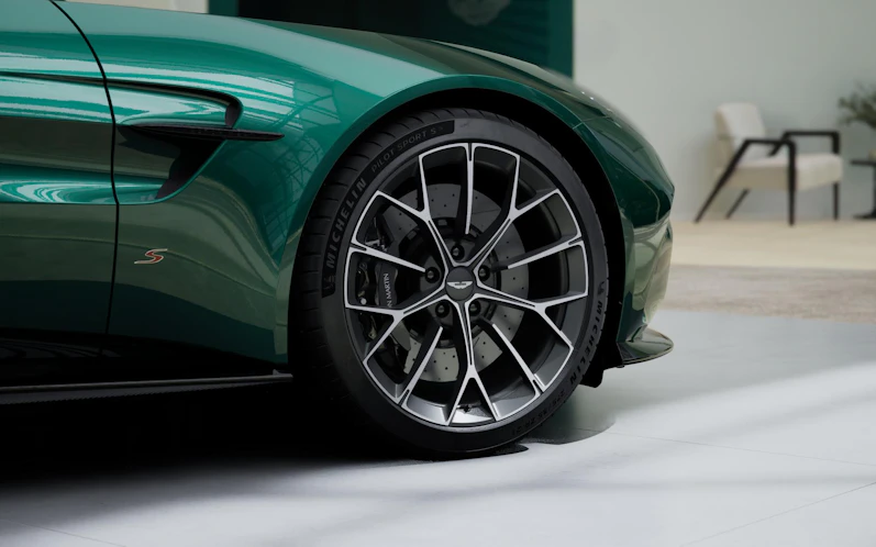 image du véhicule ASTON MARTIN VANTAGE S