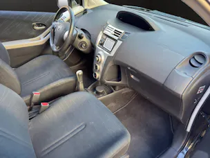 Toyota Yaris 1.3i Linea Luna