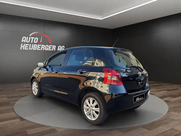 Toyota Yaris 1.3i Linea Luna