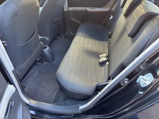 Toyota Yaris 1.3i Linea Luna