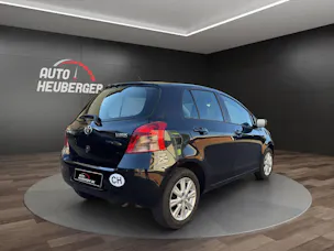 Toyota Yaris 1.3i Linea Luna