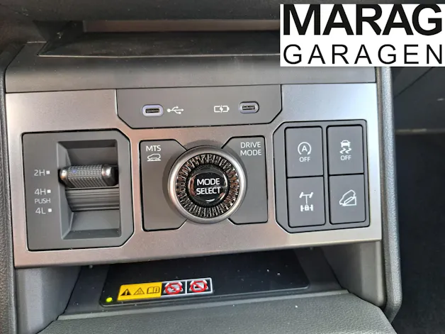Toyota Hilux Double Cab.-Pick-up 2.8 D-4D MHEV 204 Style
