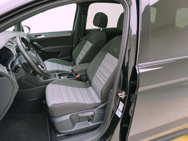 VW Touran 1.5 TSI DSG R-Line Black Style