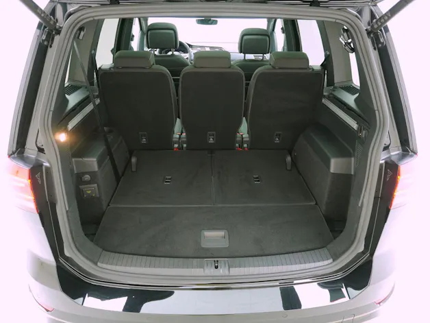 VW Touran 1.5 TSI DSG R-Line Black Style