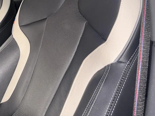 BMW M135i xDrive EDITION COLORVISION