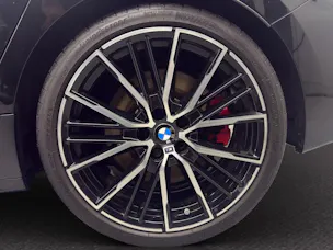 BMW M135i xDrive EDITION COLORVISION