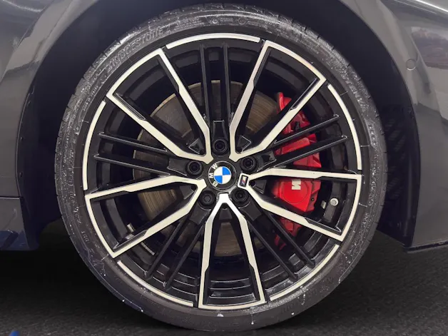 BMW M135i xDrive EDITION COLORVISION