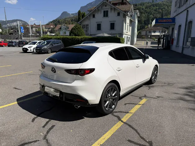 Mazda 3 Hatchback 2.5 Exclusive-Line